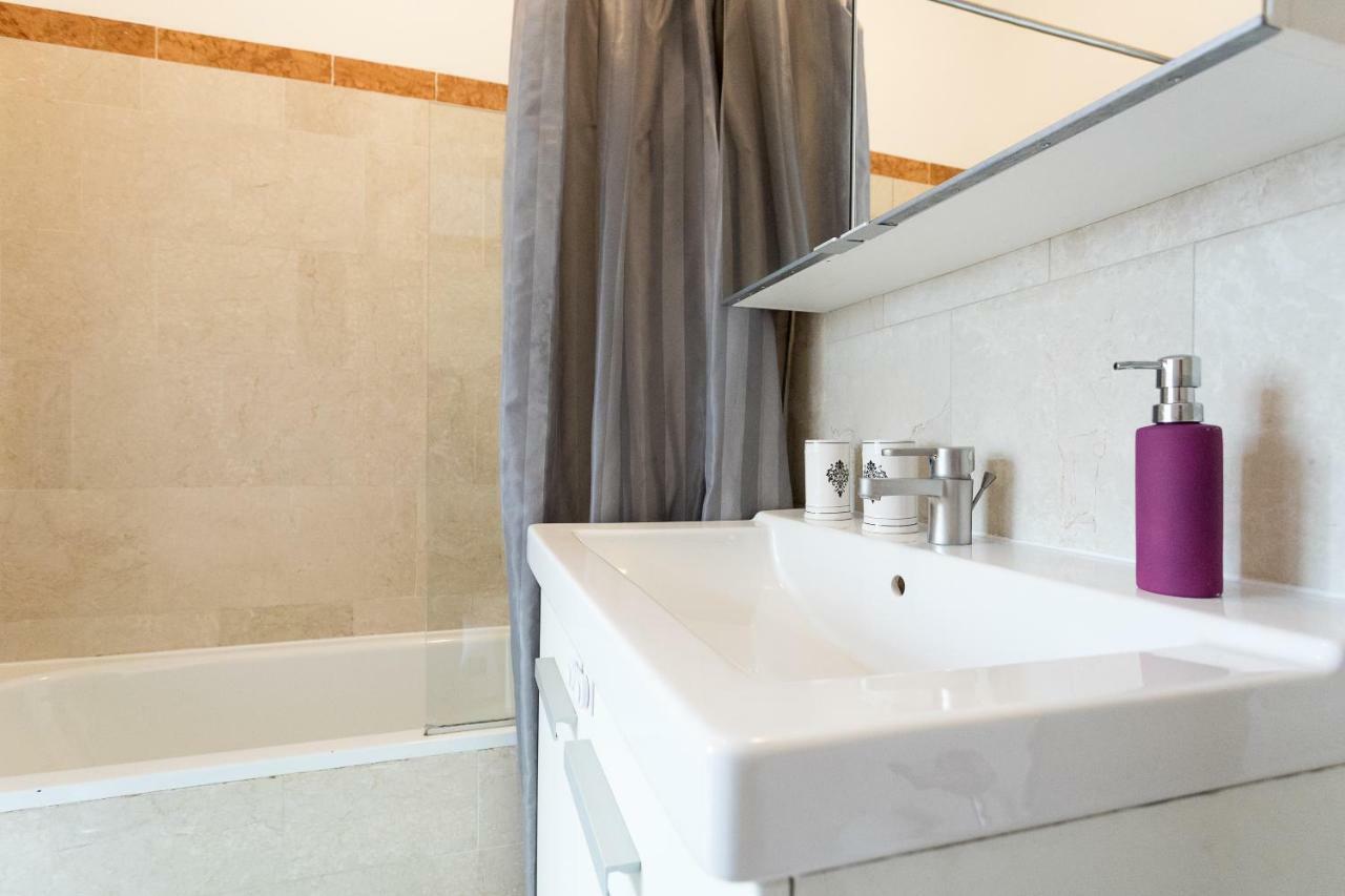 Lovely Two Level Apartment For Families Виена Екстериор снимка